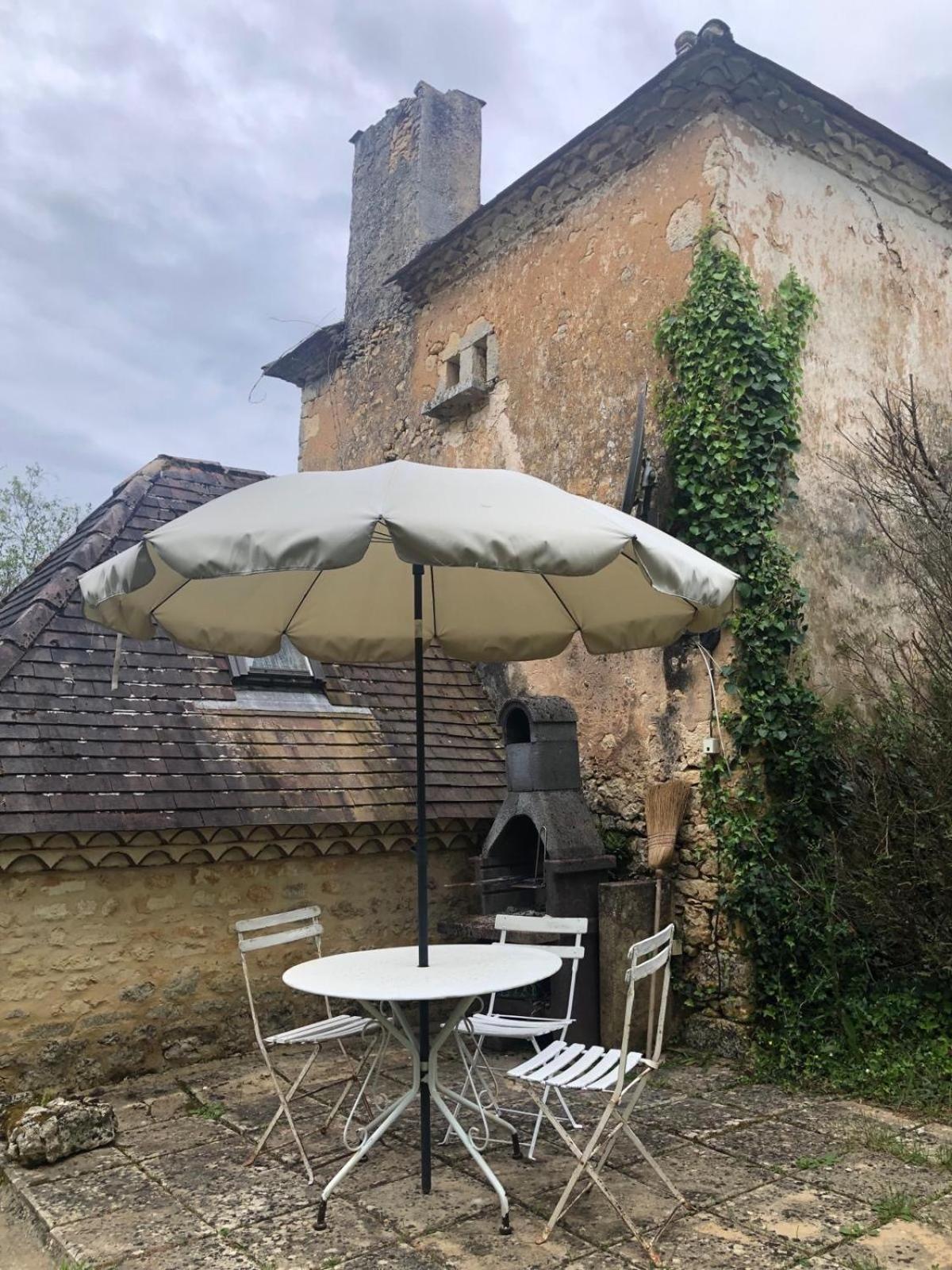Вилла Le Manoir De St Marcel Saint-Marcel-du-Perigord Номер фото